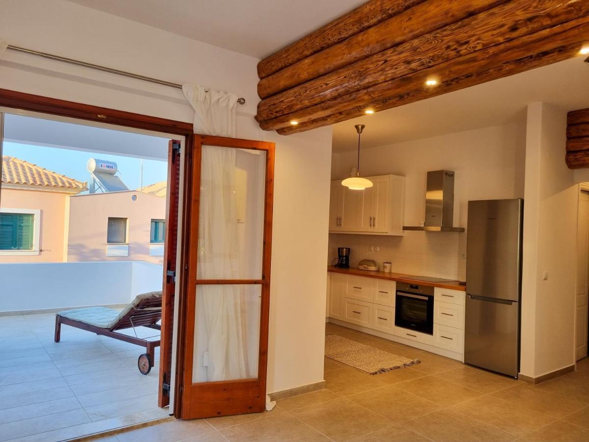 Ferienwohnung Yvi'S Greek House Vagia  Exterior foto